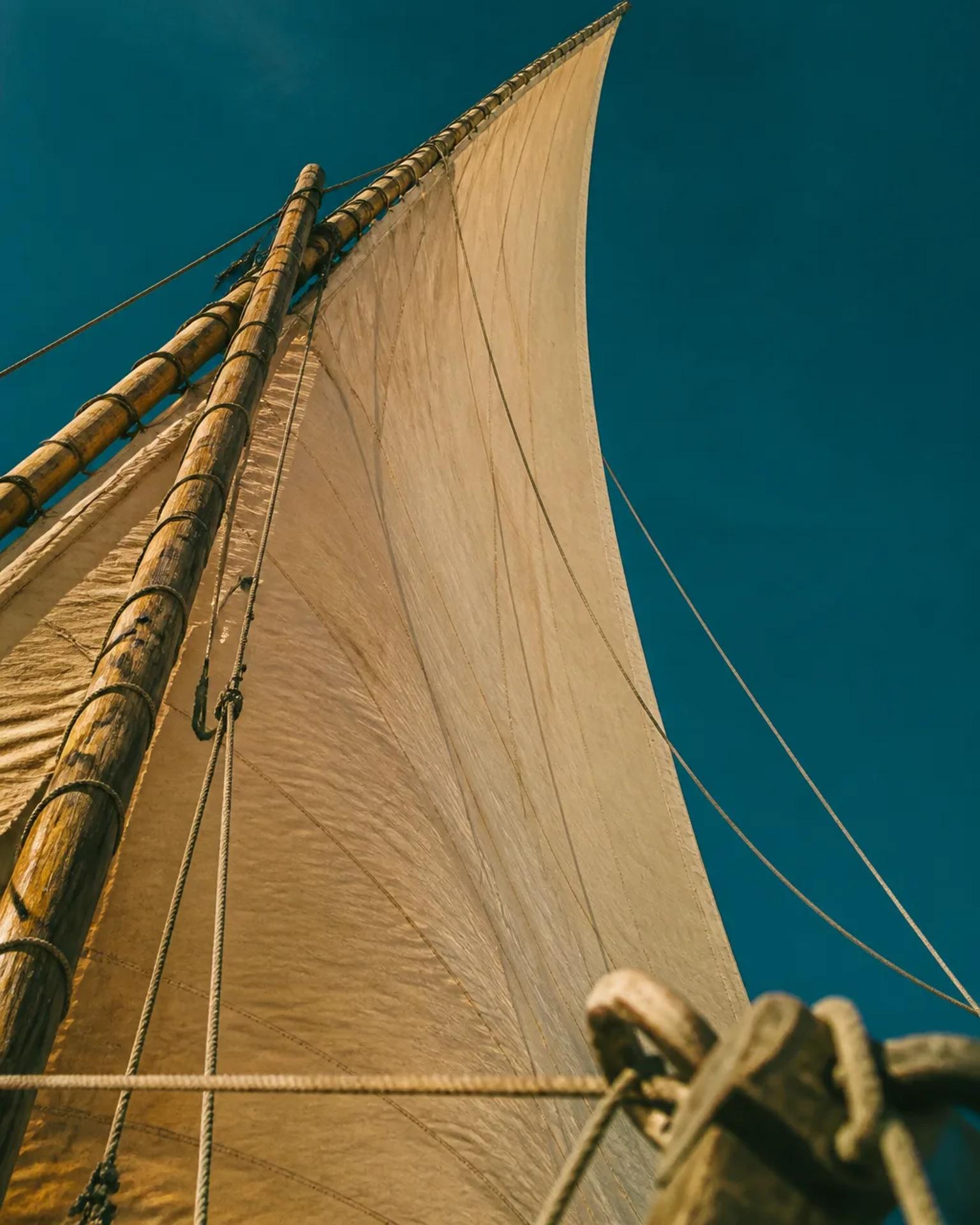 Dahabiya Nile cruise vessel – Traditional sail, separate class · 6–12 guests